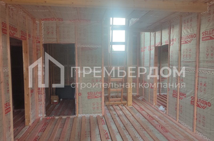 Фото со стройплощадок - Каркасный дом 9,5х13 м.