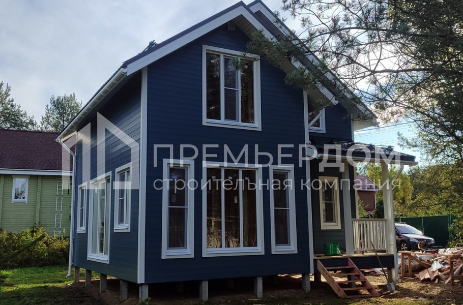 Фото со стройплощадок - Каркасный дом 7,5х7,5 м.