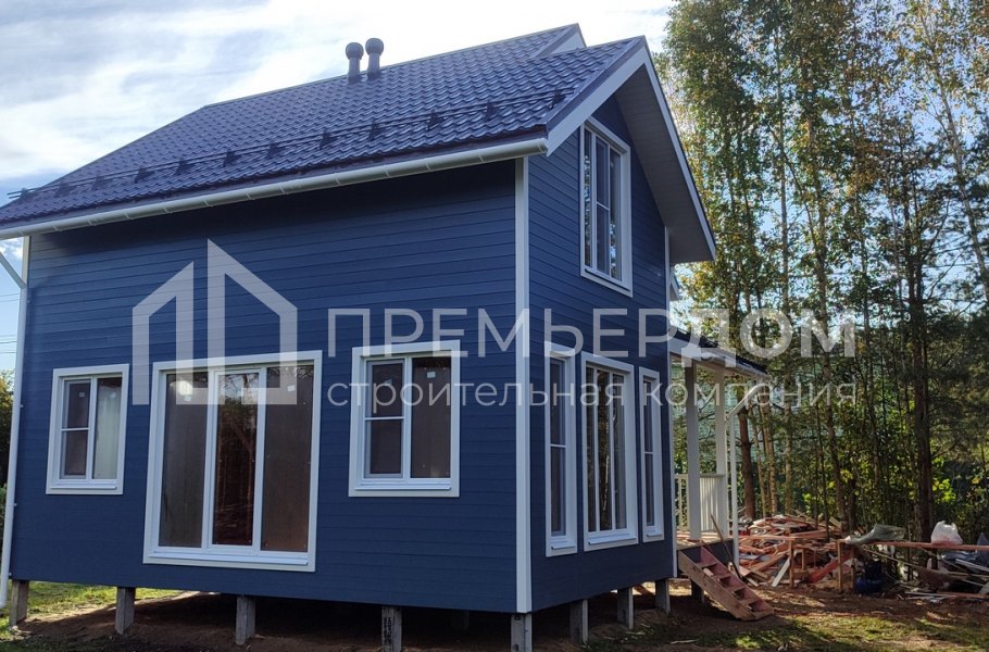 Фото со стройплощадок - Каркасный дом 7,5х7,5 м.