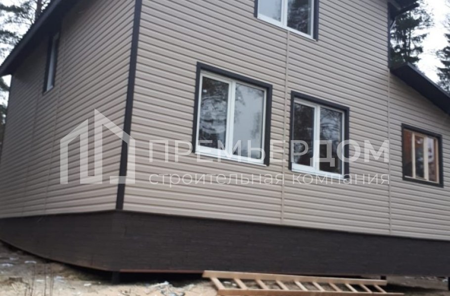 Фото со стройплощадок - Каркасный дом 8.5х9 м