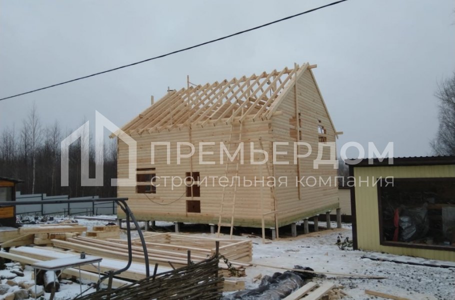 Фото со стройплощадок - Дом из бруса 9х9 м.