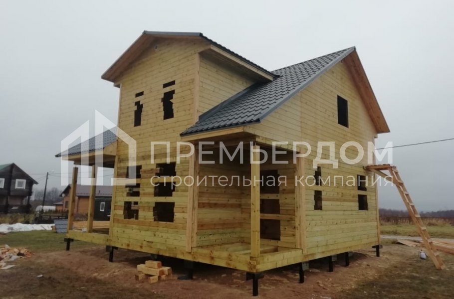 Фото со стройплощадок - Дом из бруса 8х9 м.
