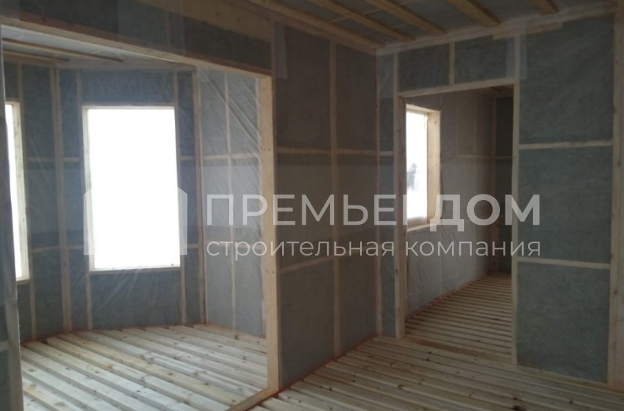 Фото со стройплощадок - Каркасный дом 8х10 м.