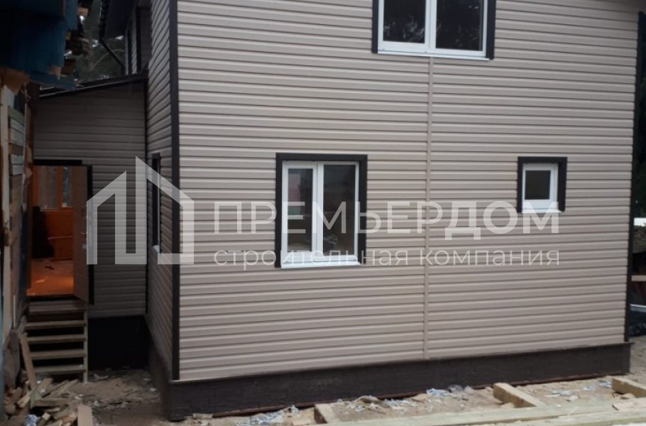 Фото со стройплощадок - Каркасный дом 8.5х9 м