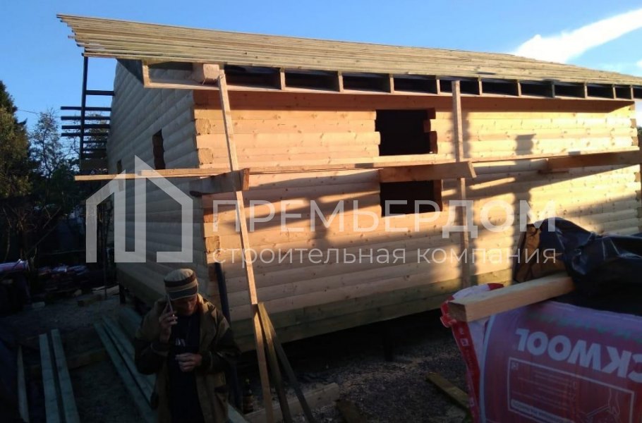 Фото со стройплощадок - Дом из бруса 7х7 м.
