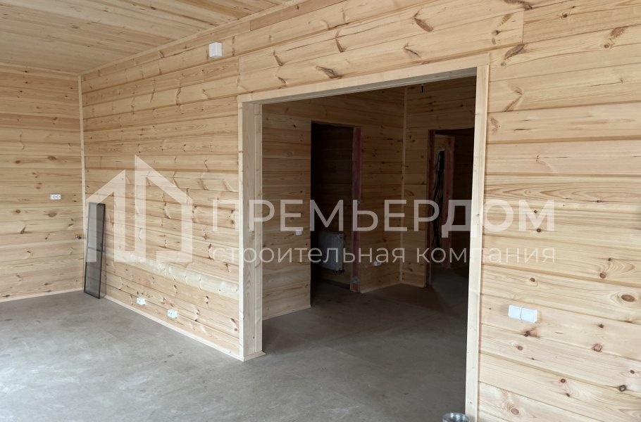 Фото со стройплощадок - Каркасный дом 10,5х11 м.