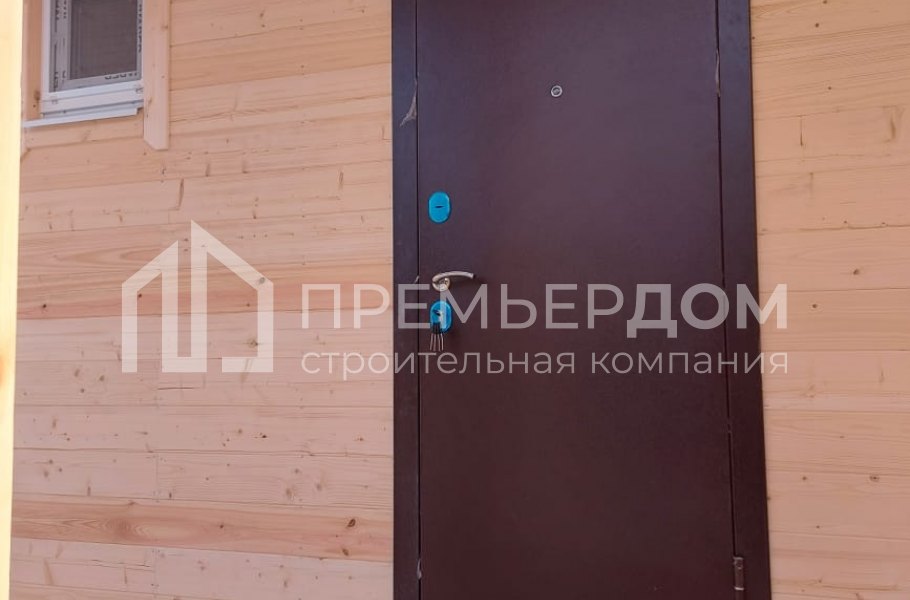 Фото со стройплощадок - Каркасный дом 8х8 м.