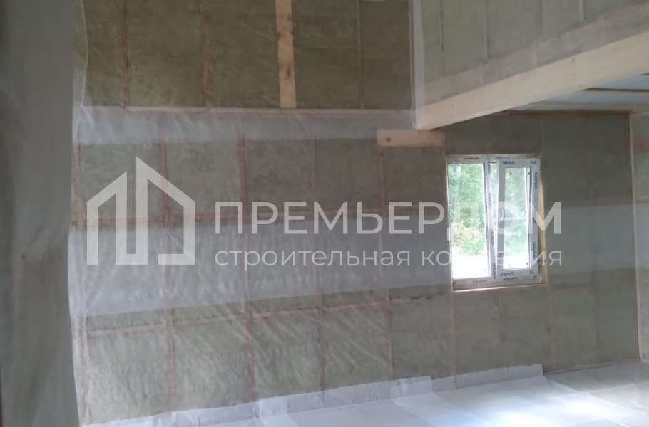 Фото со стройплощадок - Каркасный дом 9х10 м.