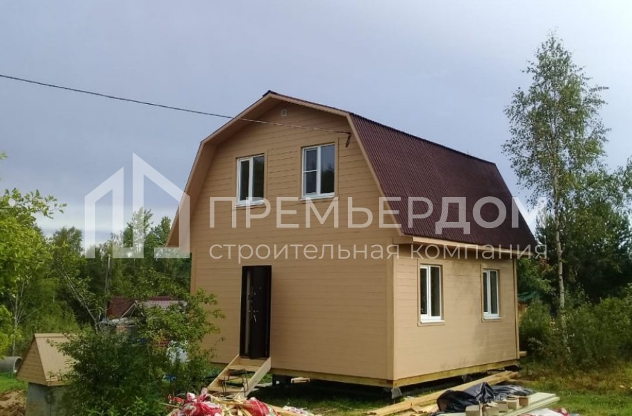 Фото со стройплощадок - Каркасный дом 6x6 м.