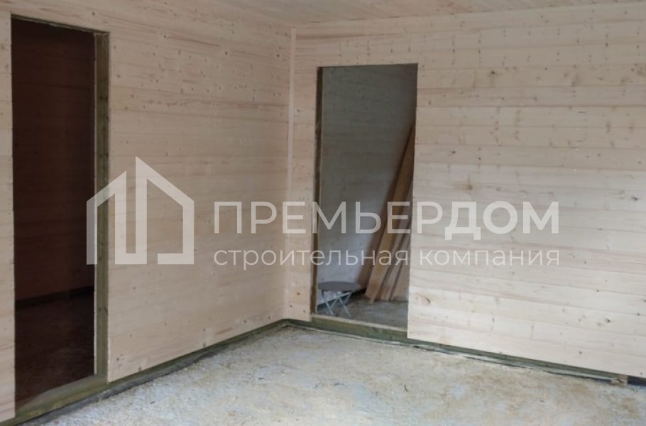 Фото со стройплощадок - Каркасный дом 13.5х12.5 м.