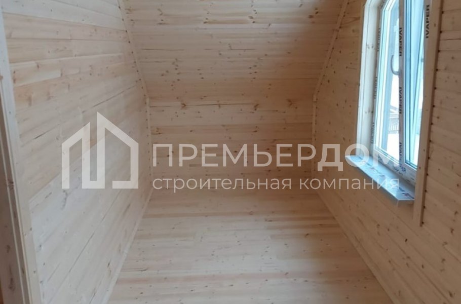 Фото со стройплощадок - Каркасный дом 8х8 м.