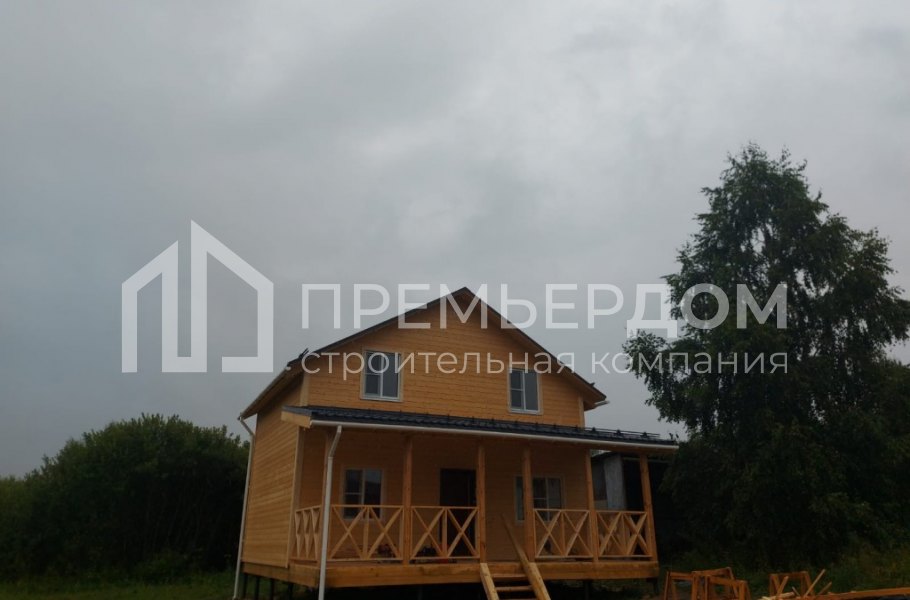 Фото со стройплощадок - Каркасный дом 8х8.5 м.