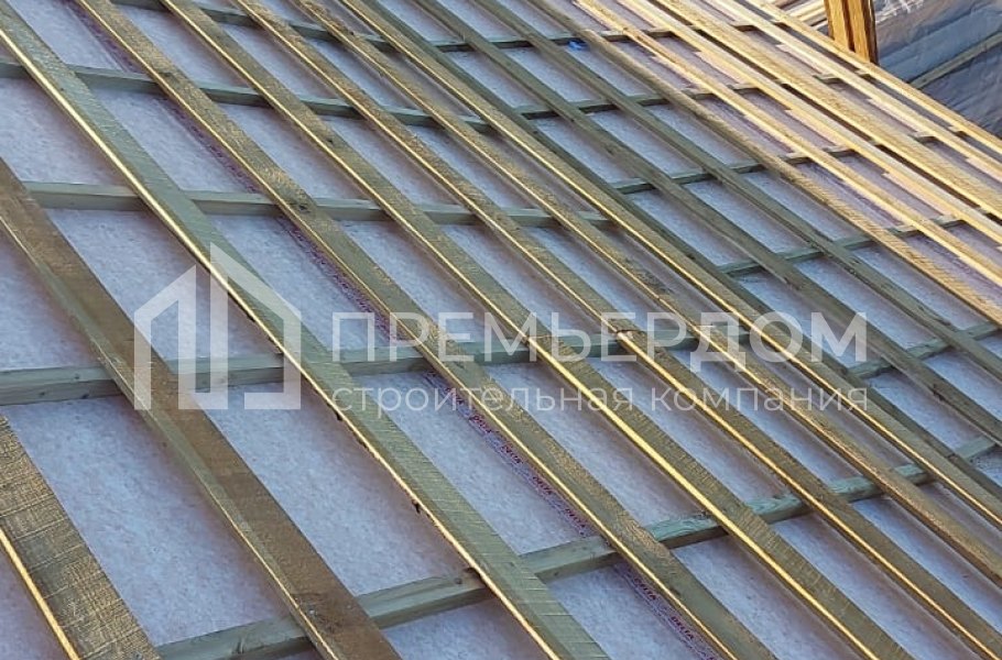 Фото со стройплощадок - Каркасный дом 8х9 м.