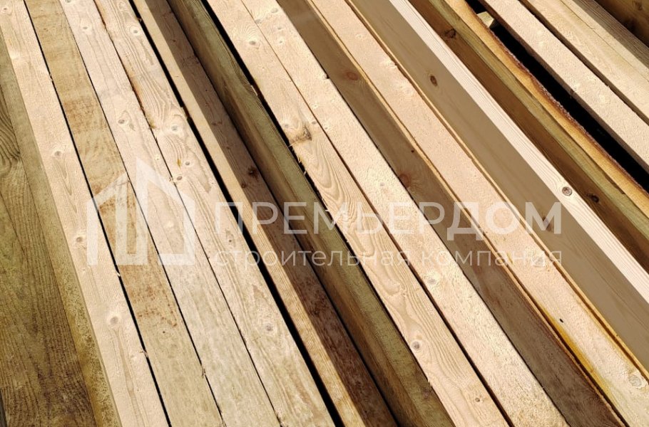 Фото со стройплощадок - Каркасный дом 7.2х8 м.