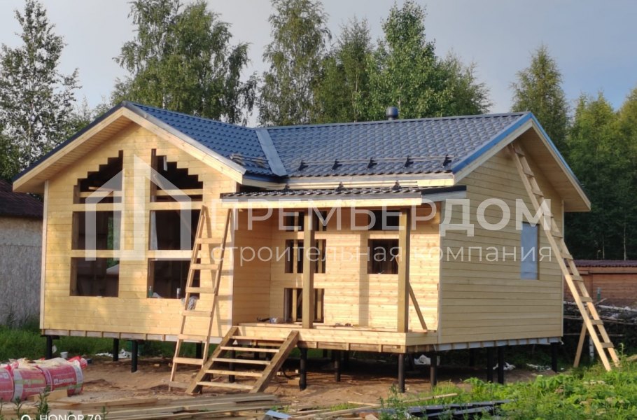 Фото со стройплощадок - Каркасный дом 7.2х8 м.