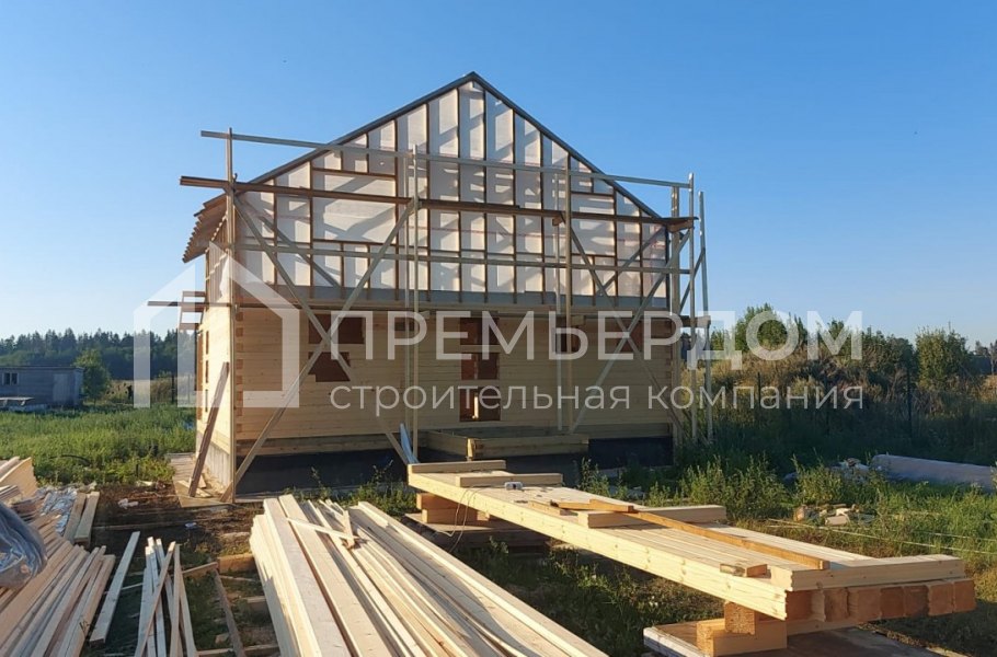 Фото со стройплощадок - Дом из бруса 9х11 м.