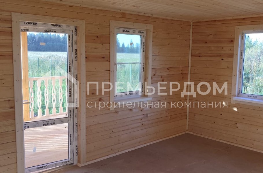 Фото со стройплощадок - Дом из бруса 9х11 м.