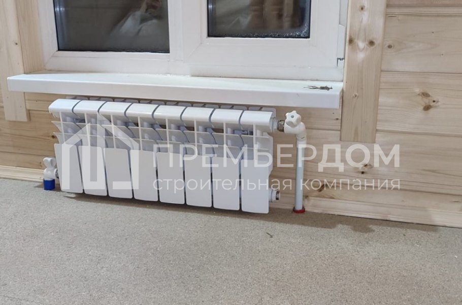 Фото со стройплощадок - Каркасный дом 9х11.5 м.