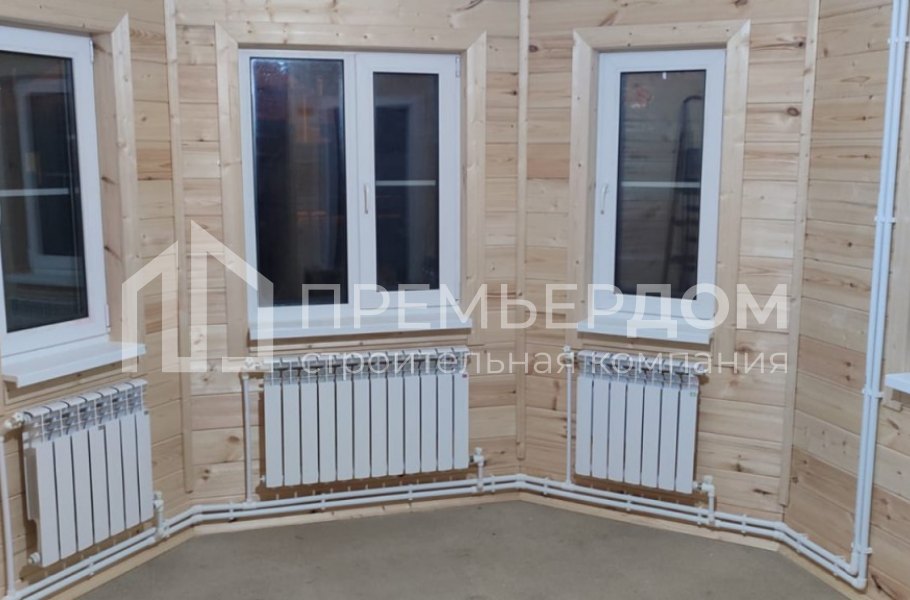 Фото со стройплощадок - Каркасный дом 9х11.5 м.