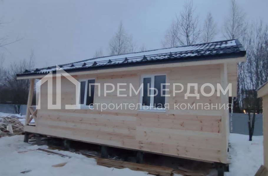 Фото со стройплощадок - Каркасный дом 8х9 м.