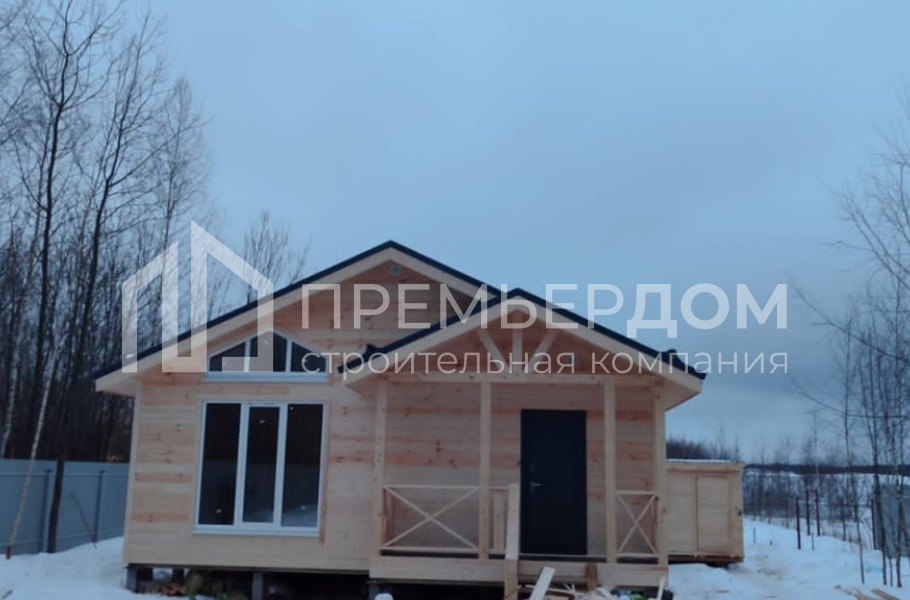 Фото со стройплощадок - Каркасный дом 8х9 м.