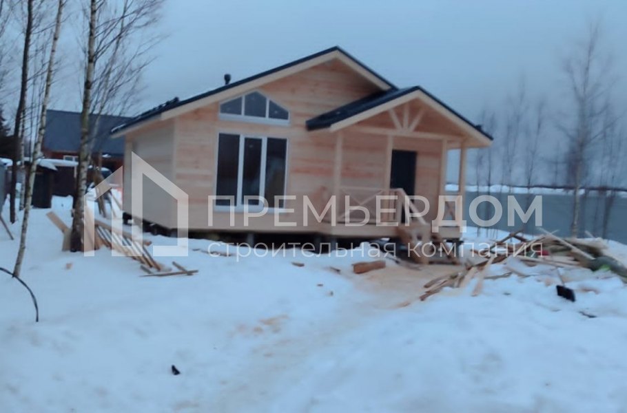 Фото со стройплощадок - Каркасный дом 8х9 м.