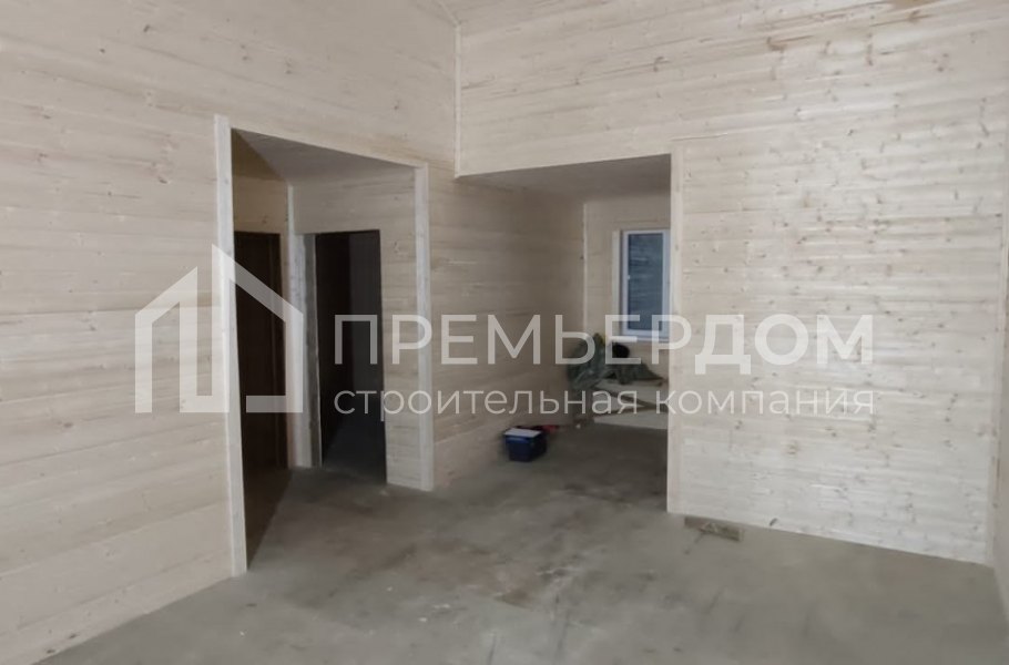 Фото со стройплощадок - Каркасный дом 8х9 м.