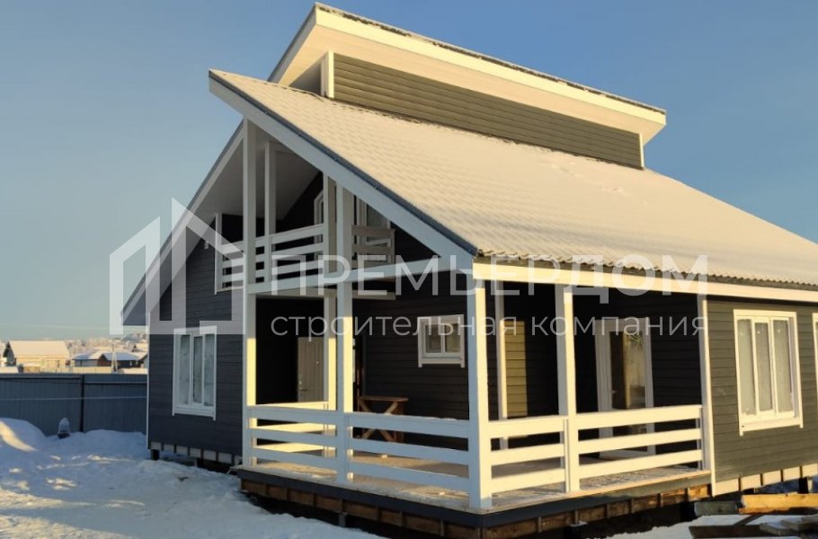 Фото со стройплощадок - Каркасный дом 10.5×12 м.