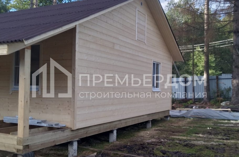 Фото со стройплощадок - Каркасный дом 9х10 м.